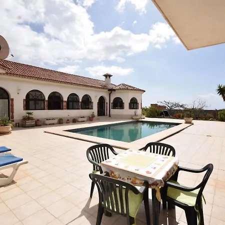 Beautiful In San Isidro With Pool * Granadilla De Abona